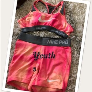 Girls Nike pro set